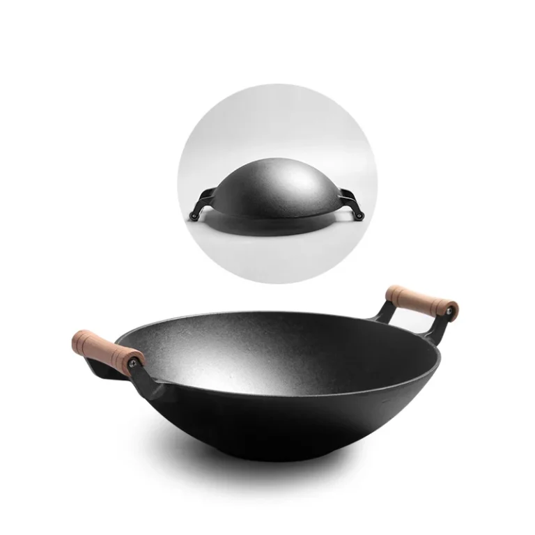 36 cm round-bottom cast iron wok with wooden handles