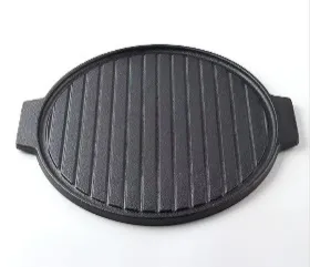 Z-089 round shallow plate with wide parallel ribs and two solid tab handles
