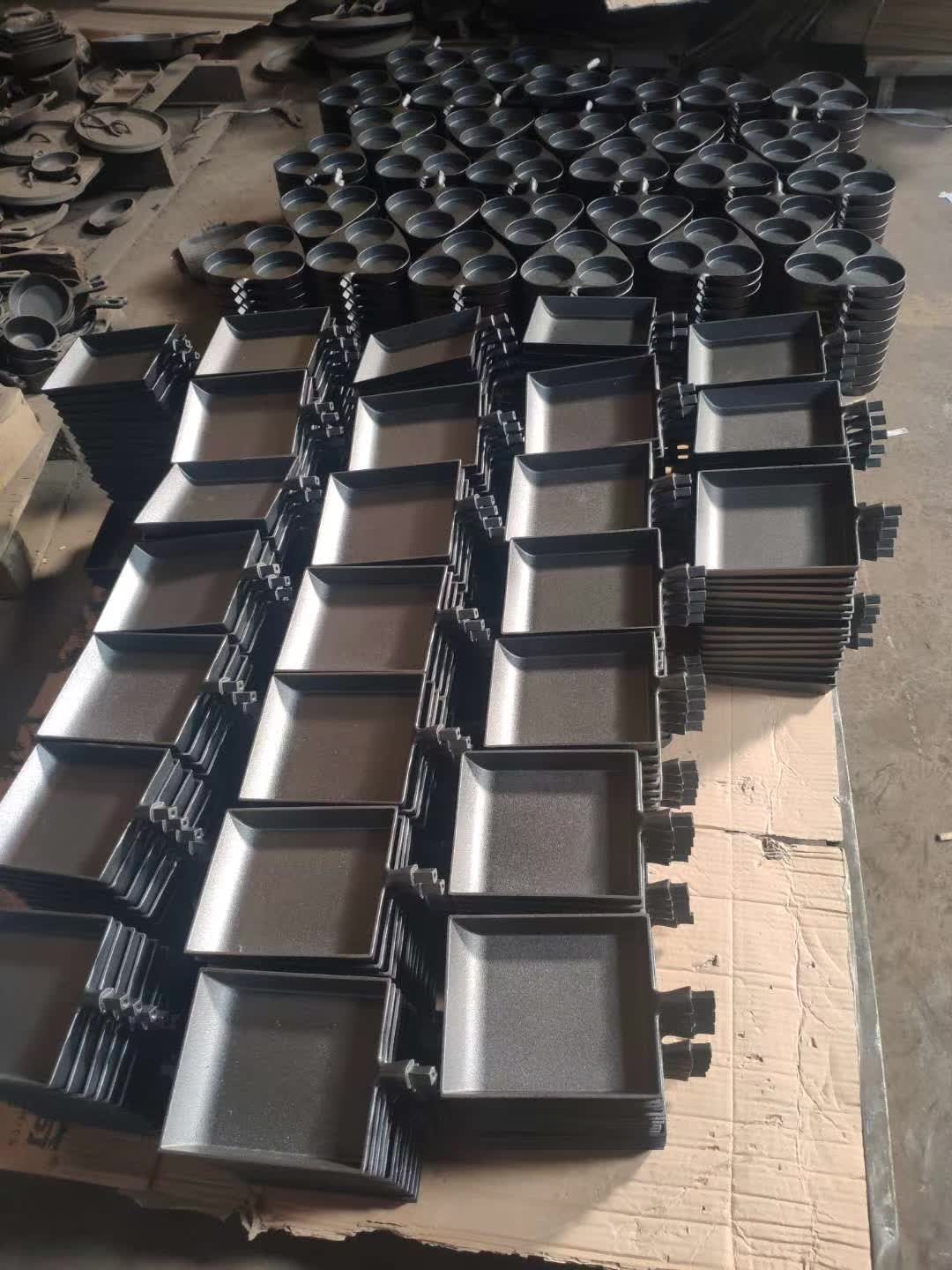 Cast iron tamagoyaki pans in production