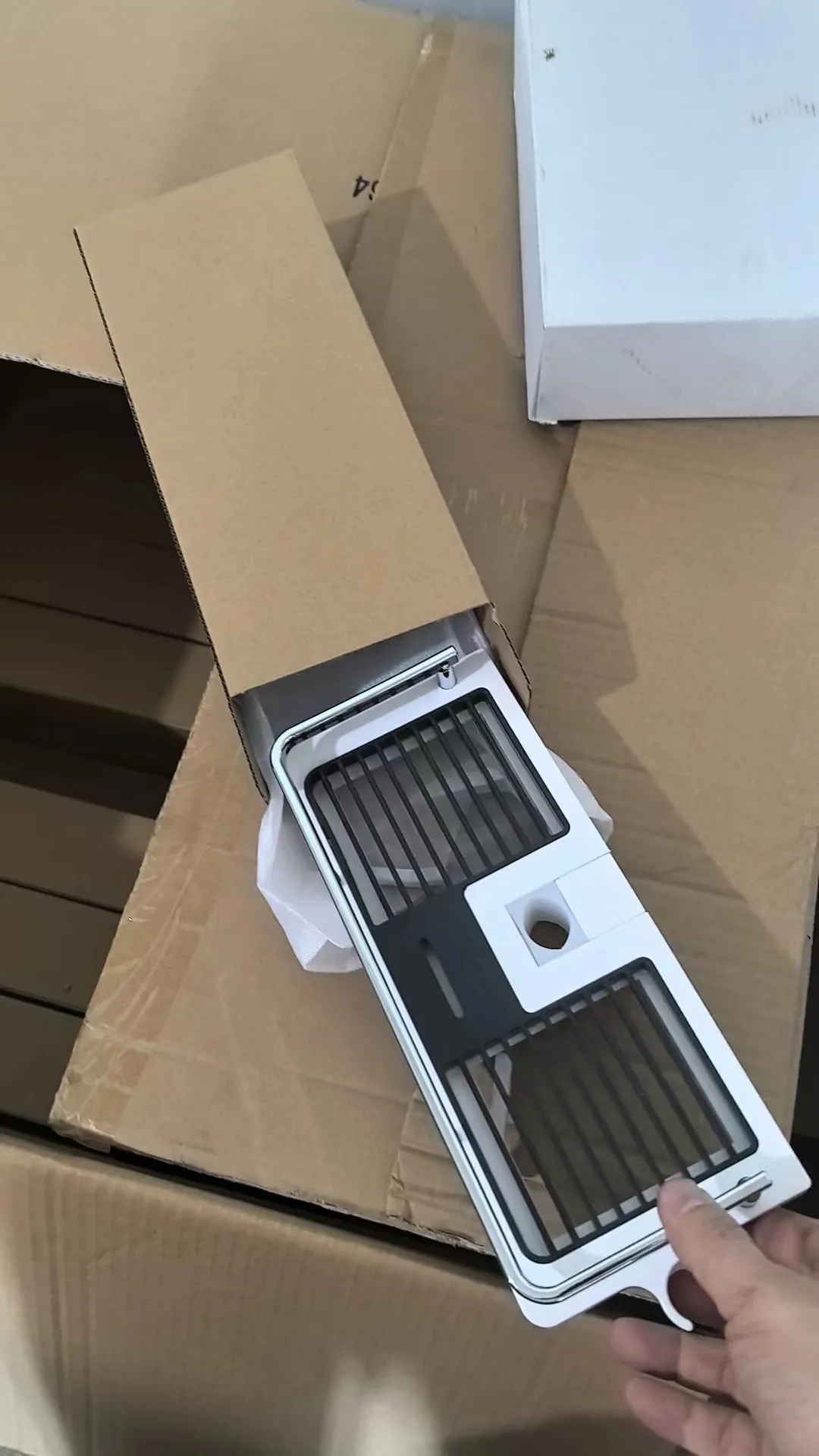 WC-S001 extendable rack frame and drainage surface